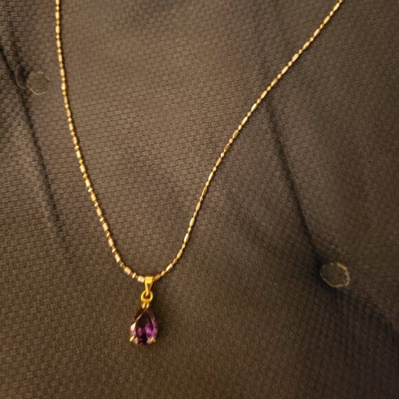 Goldplated Sterling Silver (gold coloured) 16" Necklace with Amethyst Pendant - Picture 4 of 4
